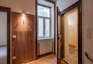 ++NEW++ 3-room old building apartment in need of renovation - central location!