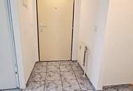 NEILREICHGASSE, sonnige 44 m2 Dachgeschoß, 2 Zimmer, Komplettküche, Duschbad, Parketten, Fernblick