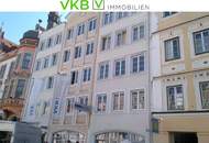 Altbau-Mietwohnung in Braunau, direkt am Stadtplatz - auch als Büro nutzbar !