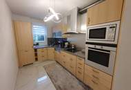 Gepflegtes Reihenhaus = 3 SZ, Keller, Garage und charmanter Garten!
