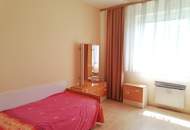 Wohnung mit Sanierungsbedarf – 74 m² Wohnfläche + Loggia und Kellerabteil