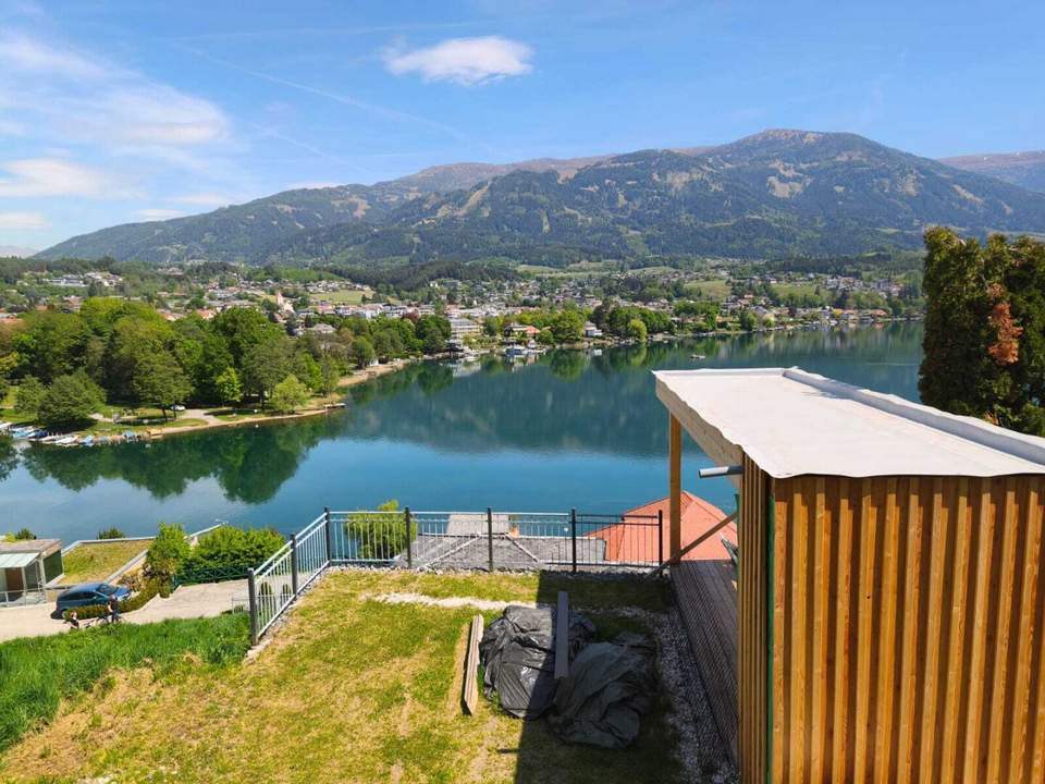 Außergewöhnliches Baugrundstück in Seeboden – unverbaubarer Seeblick, nur ca. 50 m zum Millstätter See