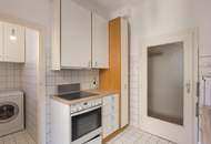Charmante Drei-Zimmer-Wohnung mit Balkon nächst Albertina