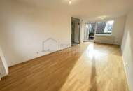 Bregenz - Zentrale Innenstadtlage, auf fast 90 m2 Wohnfläche, 3. Stock, Aussicht von 2 Balkonen auf die Dächer der Stadt.