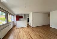 Hohe Warte 4-Zimmer-Wohnung mit großem Parkareal und Pool