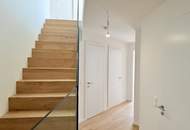 Eleganz trifft Lage – Neubau-Dachgeschosswohnung in Toplage