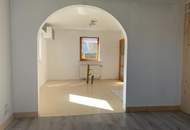 Großzügiges Einfamilienhaus in zentraler und idyllischer Waldrandlage