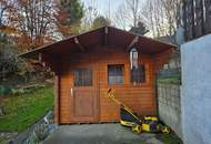 Haus mit zwei Wohneinheiten und Gartenidylle