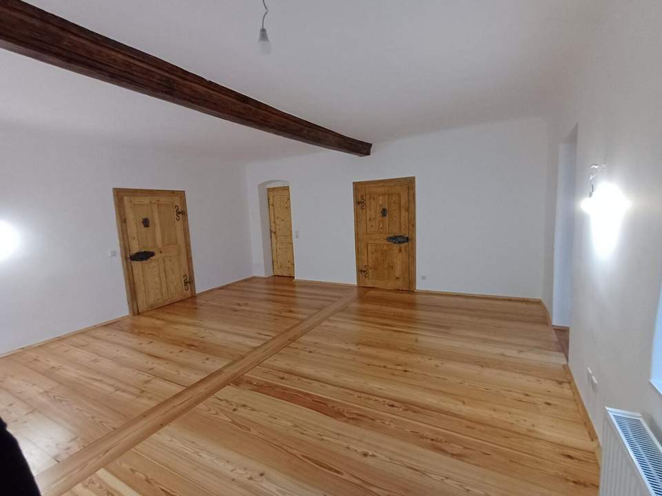 Stilvolle 3-Zimmer-Wohnung mit Blick ins Grüne in Seenähe