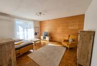 Gepflegte helle 2-Zimmer-Wohnung mit Balkon, Parkplatz, Klimaanlage und Kellerabteil - Mühlgasse