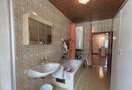 Sanierungsbedürftige 3-Zi-Eigentumswohnung mit Garten!