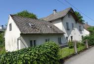 Abbruch oder Generalsanierung - Desolates Wohnhaus auf 906 m² ebenem Baugrund
