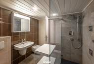 Mehr Platz zum Leben & Arbeiten: Großes Einfamilienhaus mit Garten, Sauna, Infrarotkabine, Solarium und Whirlpool