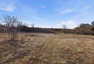 IMPOSANTER LANDSITZ FÜR HOHE ANSPRÜCHE! GROßZÜGIGE WOHN-UND NUTZFLÄCHEN SOWIE ÜBER 5000 m2 LAND