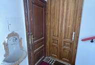 UNBEFRISTET - Helle 2,5-Zimmer Wohnung mit separater Küche und Abstellraum