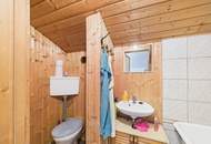 Haus mit 2 Wohneinheiten und ausgebautem Dachgeschoss in Blumau-Neurisshof, Bezirk Baden