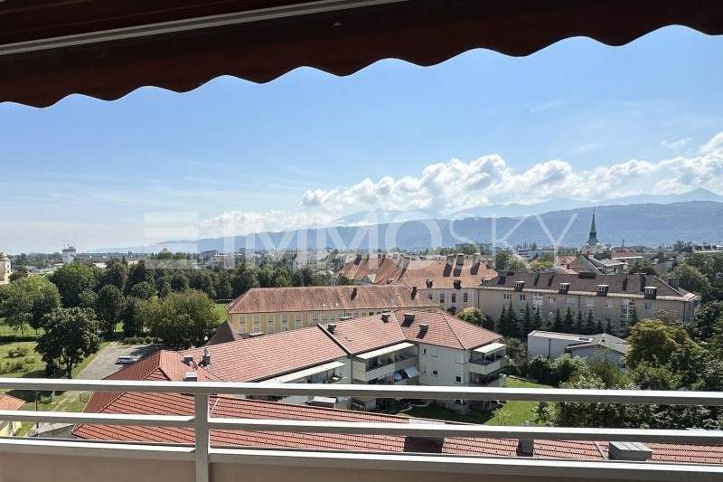 Dachgeschosswohnung mit wahnsinnigem Ausblick!, Wohnung-kauf, 220.000,€, 9020 Klagenfurt(Stadt)