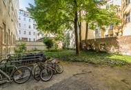 ++NEU++ 1 Zimmer Sanierungsobjekt im Altbau – klein, fein, ausbaufähig!