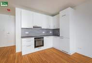 Erstbezug: Großzügige 3- Zimmer Wohnung mit großem Balkon