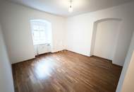 Gemütliche 2-Zimmer Wohnung mit kleiner Terrasse am Stadtplatz 16,