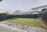 Sehr gepflegte Erdgeschoss- Wohnung mit Eigengarten und Carport