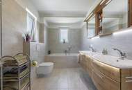 Einfamilienhaus mit Pool in Top Lage