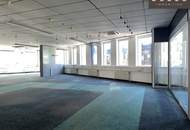 Büroflächen inkl. großer Anzahl von verfügbaren Stellplätzen