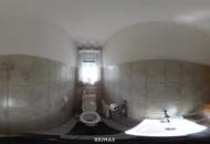 *** Gemeinschaftsprojekt oder Investment? Zwei Häuser, sechs Stellplätze, großes Grundstück in Toplage! ***