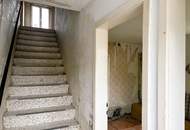 ÄLTERES WOHNHAUS auf 470 m² Grundstück in ruhiger Siedlungslage