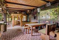 "GRÜNOASE MIT FAMILIENHAUS UND EINZIGARTIGER SONDERWIDMUNG/BETRIEBSBEREICH (EHEM. HEURIGEN) IN STEPHANSHART "