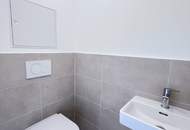 Erstbezug | sanierte Altbauwohnung an der U1 | Top aufgeteilt