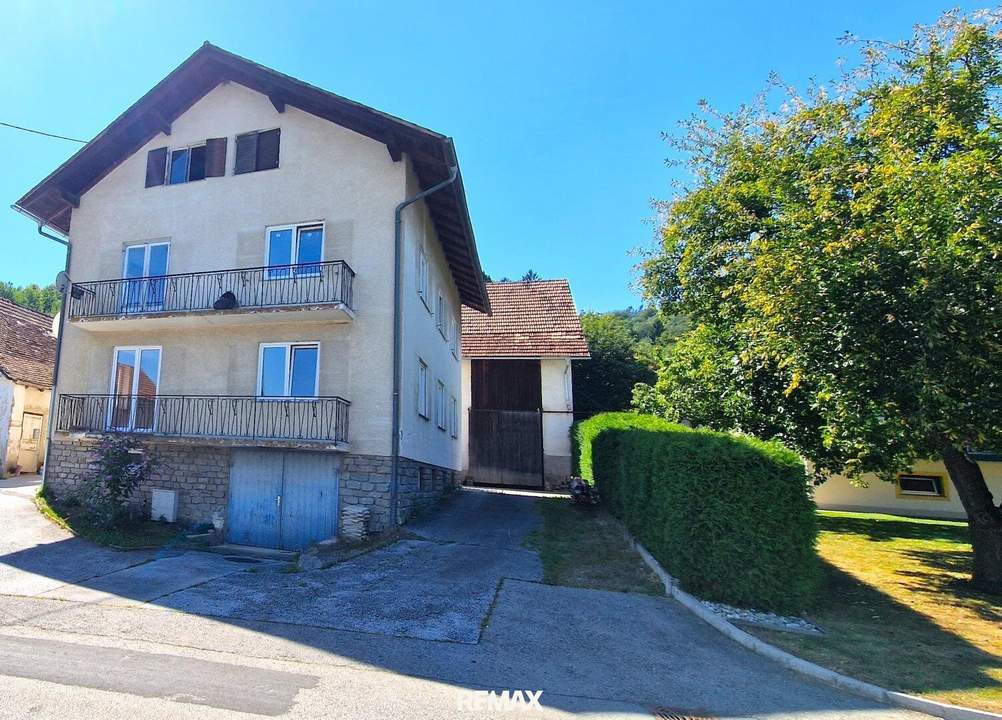Viel Platz, viele Möglichkeiten – Haus mit Nebengebäuden in Penzendorf bei Hartberg Steiermark.