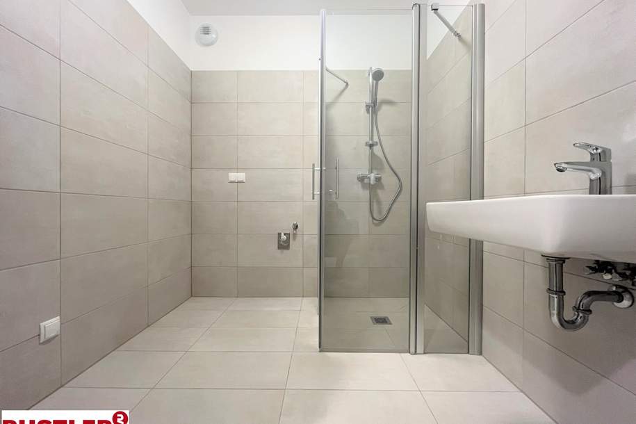Wohnen mit Stil: Exklusive 1-Zimmerwohnung mit Balkon im Schlosspark, Wohnung-miete, 612,54,€, 8054 Graz(Stadt)