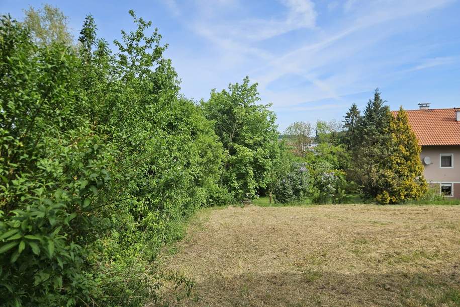 Grundstück in Ostermiething, unweit der Salzburger Lokalbahn, Grund und Boden-kauf, 115.000,€, 5121 Braunau am Inn