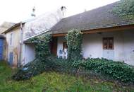 Liebevolles Landhaus mit Nebengebäude und riesigem Nutzgarten
