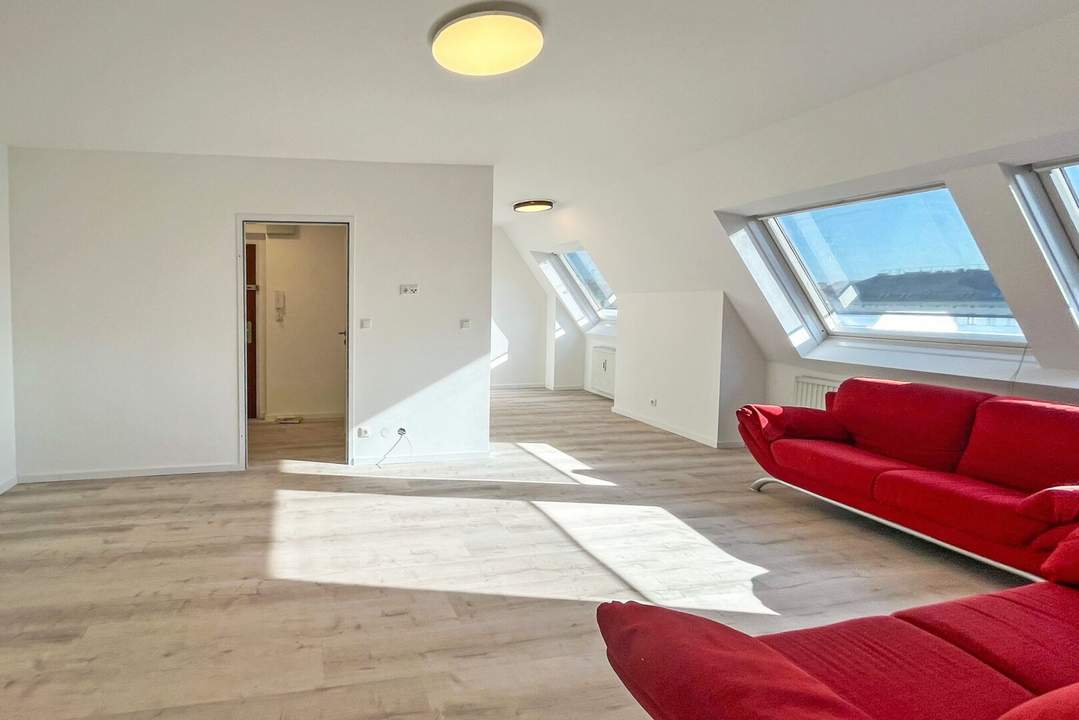 Erstbezug nach Generalsanierung! Top Dachgeschoßwohnung Nähe Matzleinsdorfer Platz