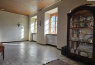 Geräumiges Mehrfamilienhaus mit 6 möglichen Wohnungen, 3.189 m² Grundstück – ideal für Handwerker, Investoren oder Visionäre