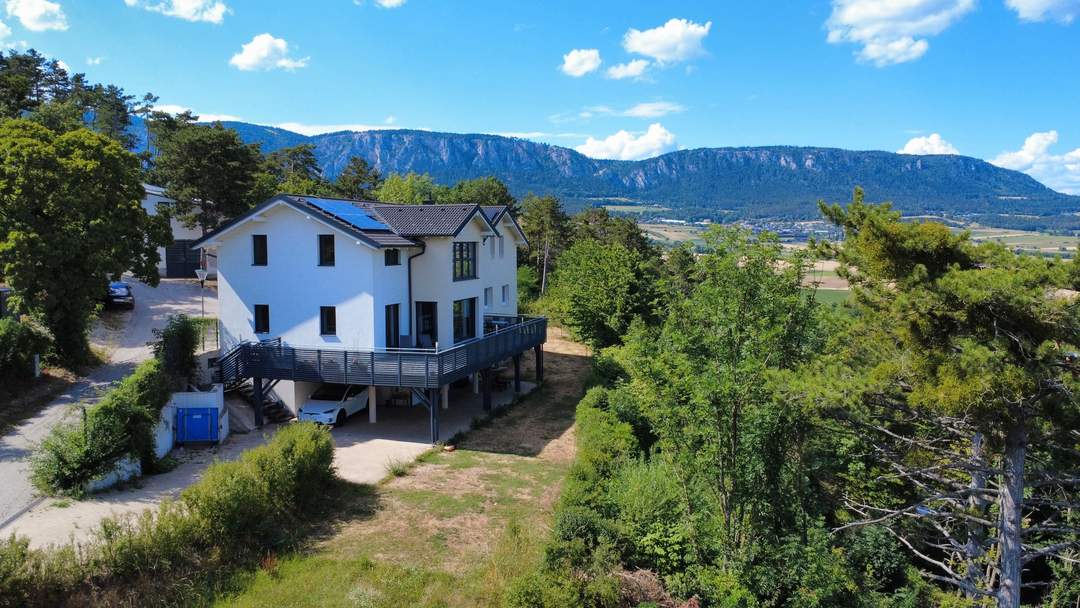 Energieautark mit Panoramablick - Massives Zweifamilienhaus + bewilligter Bauplatz in der Naturparkgemeinde Hohe Wand (Provisionsfrei)