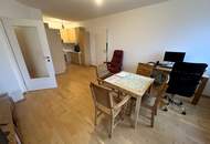 attraktive Eigentumswohnung im 2. Stock mit Lift, Loggia mit wunderschönem Fernblick und Tiefgaragenplatz