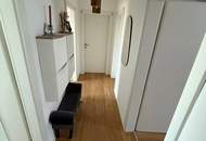 NACHMIETER GESUCHT ! NEUWERTIGE, super aufgeteilte 3 ZIMMER WOHNUNG mit toller Wohnküche