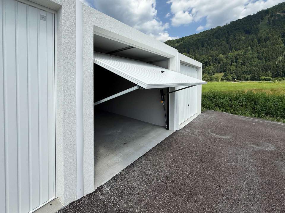 Neubau Einzelgarage mit 16,50 m², sicherer Stellplatz mit elektrischem Schwingtor in Liezen!