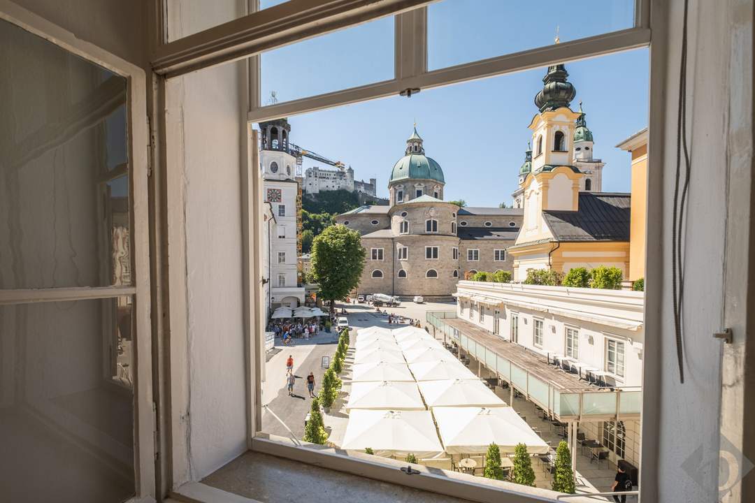 Historisches Ambiente am Mozartplatz: Repräsentative Büro- & Galerieräume