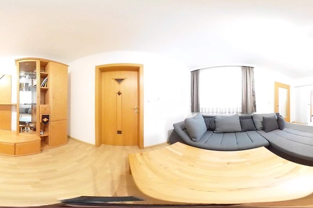 OPEN HOUSE! Großes Anwesen: Viel Raum für individuelle Gestaltung und Erweiterung