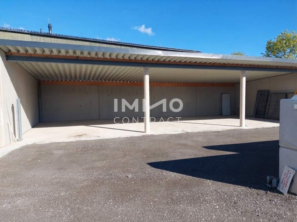 Große Carport - Stellplätze zu vermieten in Purgstall, auch für Wohnwägen und Wohnmobile geeignet