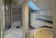 "Coole Liegenschaft - überdachtes Pool inklusive!"