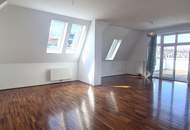 Historischer Charme trifft großzügige Familienwohnung mit Terrasse in Bestlage - Nähe Arenbergpark