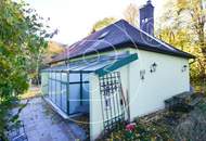 Charmantes Einfamilienhäuschen auf großem Grund in hervorragender Lage!