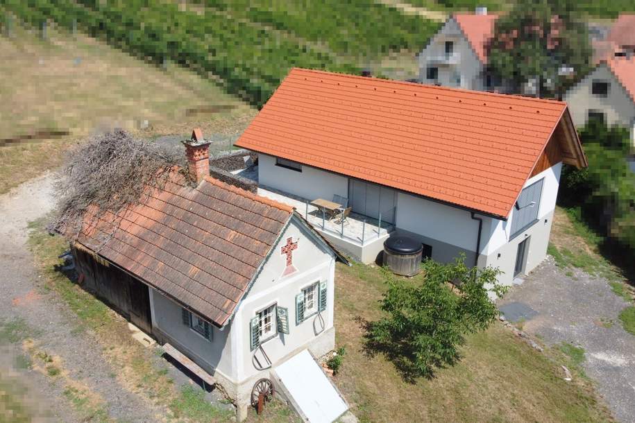 Modernes und neuwertiges Wohnhaus mit Eck- Terrasse und Vollkeller samt weiterem Uralt- Kellerstöckl mit Zu und Umbaugenehmigung, Haus-kauf, 398.000,€, 8493 Südoststeiermark