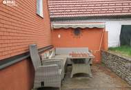 Gepflegtes Landhaus mit Carport, Nebengebäude, Garten und uneinsehbarem Innenhof