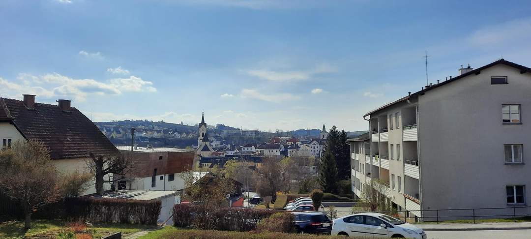 Wohnung mit Ausblick und Loggia